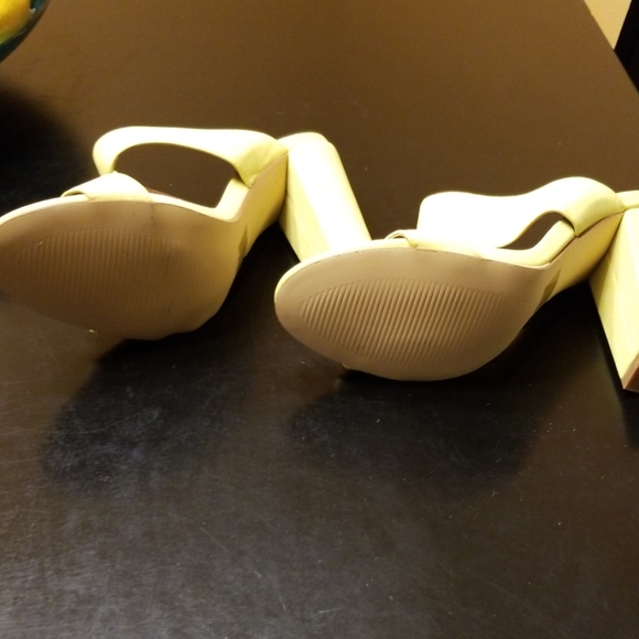 X2B T-STRAP CHUNKY HEEL SLIDE - Picture 4 of 5